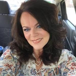 Meet your Posher, Deanna